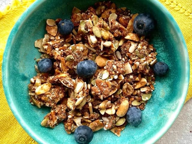 Nut & Flaxseed Protein Granola