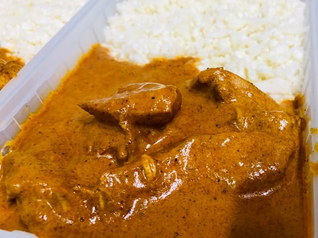 Beef Vindaloo Curry with Cauliflower & Zucchini Mash KETO