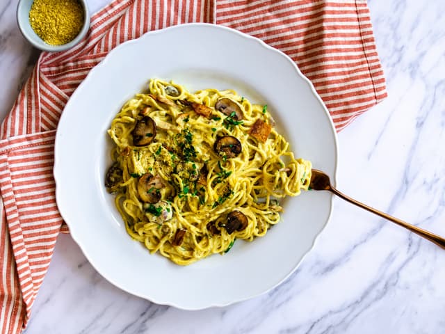 Mushroom Carbonara (VG?GF) (FROZEN)