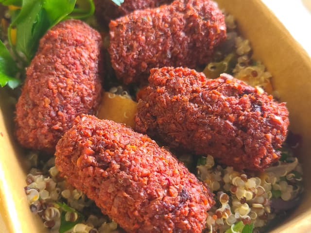 Beetroot Falafel w Roasted Sweet Potato & Quinoa Tabouleh
