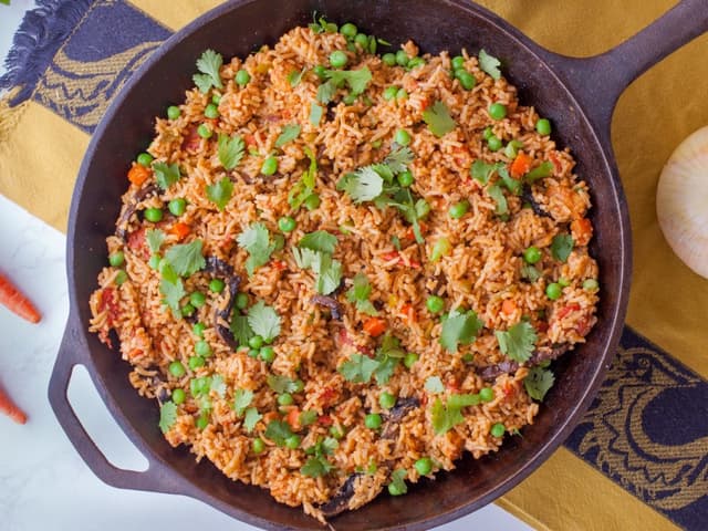 Jollof Rice with Broccoli & Green Capsicum