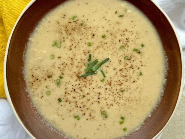 Cauliflower Leek & Bacon Soup (GF)