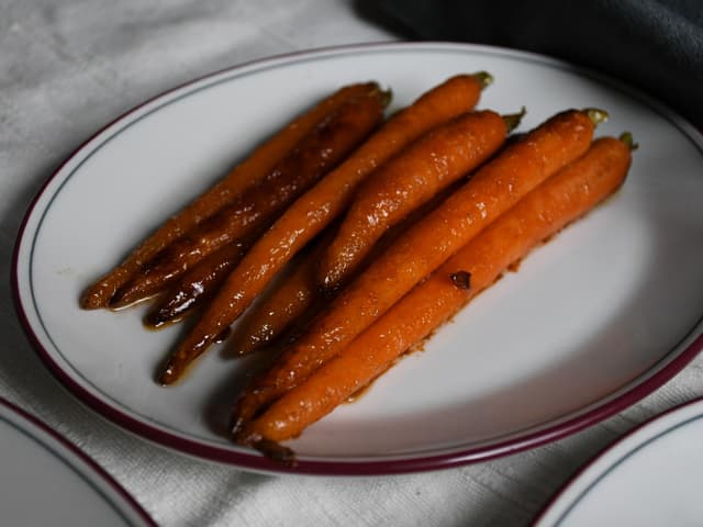 HONEY BABY CARROTS